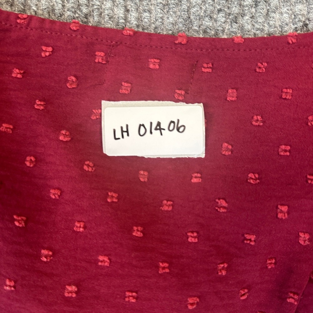 Altar'd State Swiss Dot Twist Front Crop Top Medium Burgundy Long Sleeve Woven - Picture 7 of 7